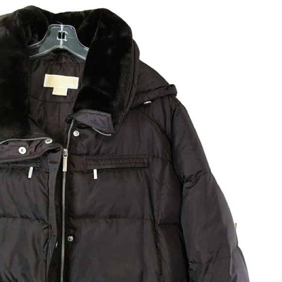 SOLD -NWOT MICHAEL MICHAEL KORS DOWN PUFFER JACKET - Picture 3 of 8